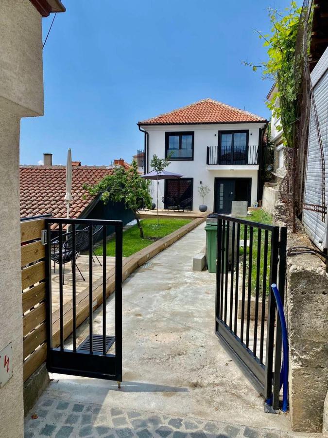 Wild Pear Old Town Boutique Accommodation Ohrid Exterior photo